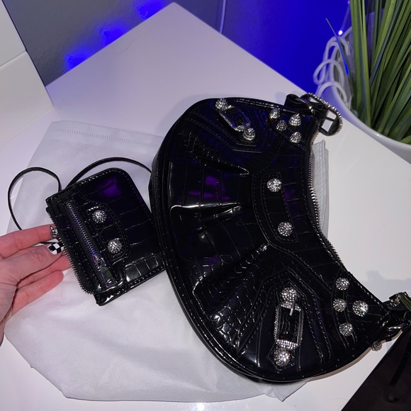 Purse - Picture 3 of 5